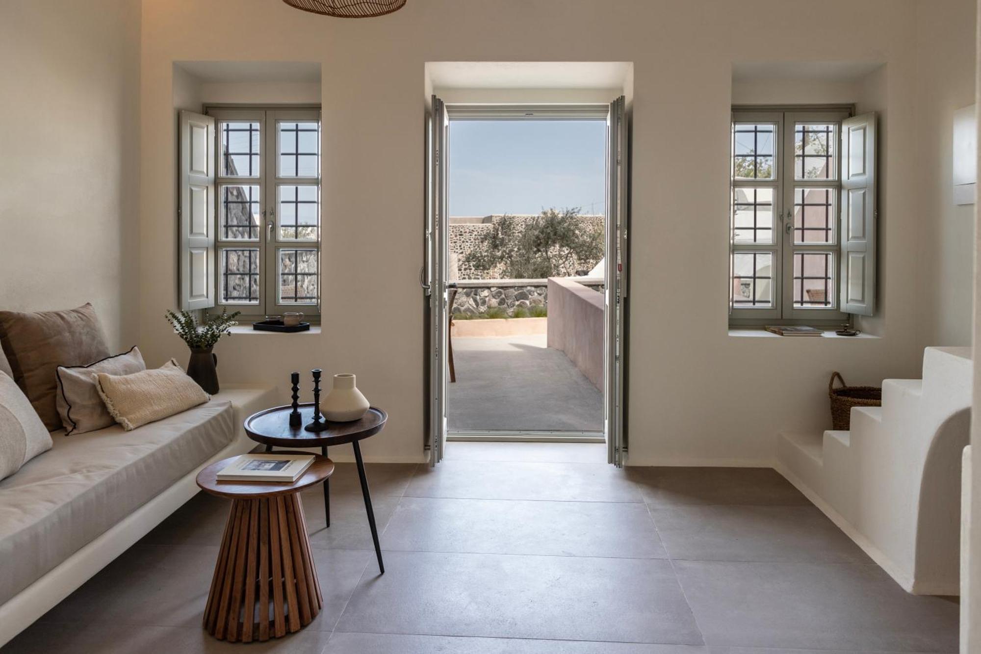 Frescoes Luxury Suites By Kb Hospitality Mesaria Dış mekan fotoğraf